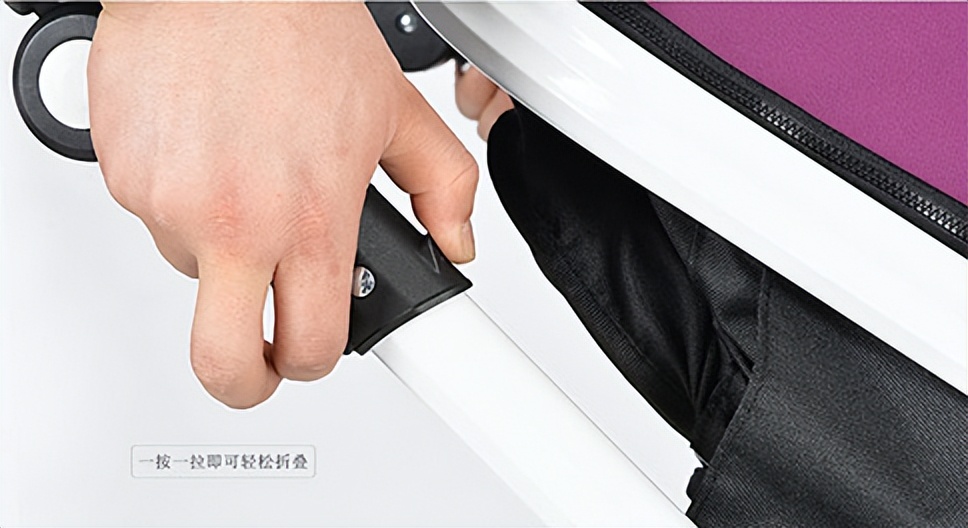 婴儿推车可坐可躺轻便折叠推荐,普通婴儿推车的折叠方法