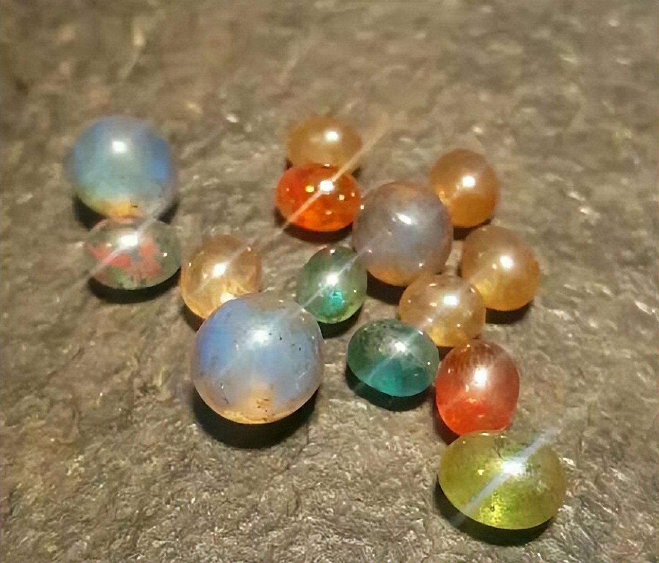 高僧身体中的舍利子是如何产生的,高僧舍利子和佛祖舍利子