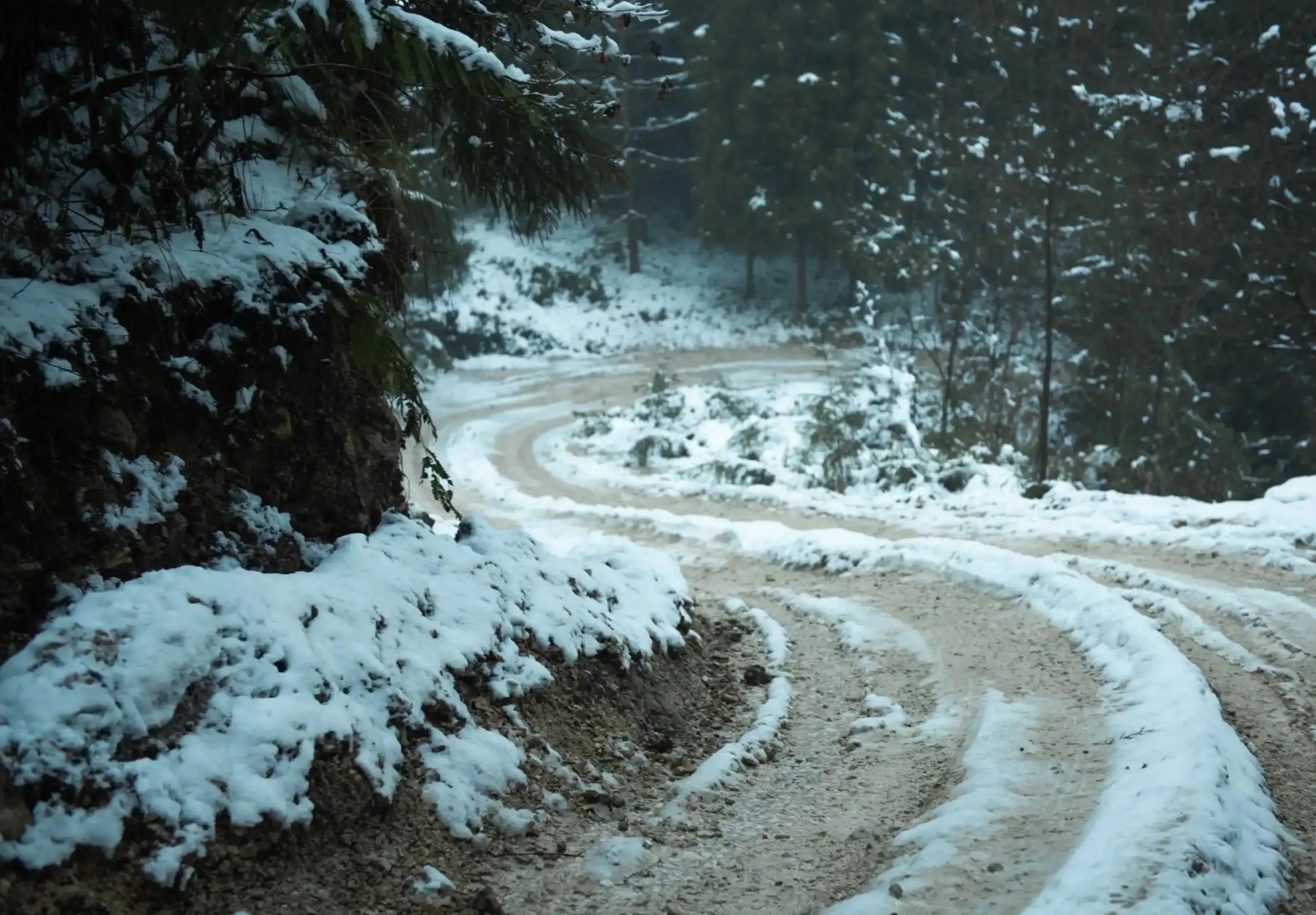 海南岛年降水量的分布空间规律,我国降水量的空间分布规律原因