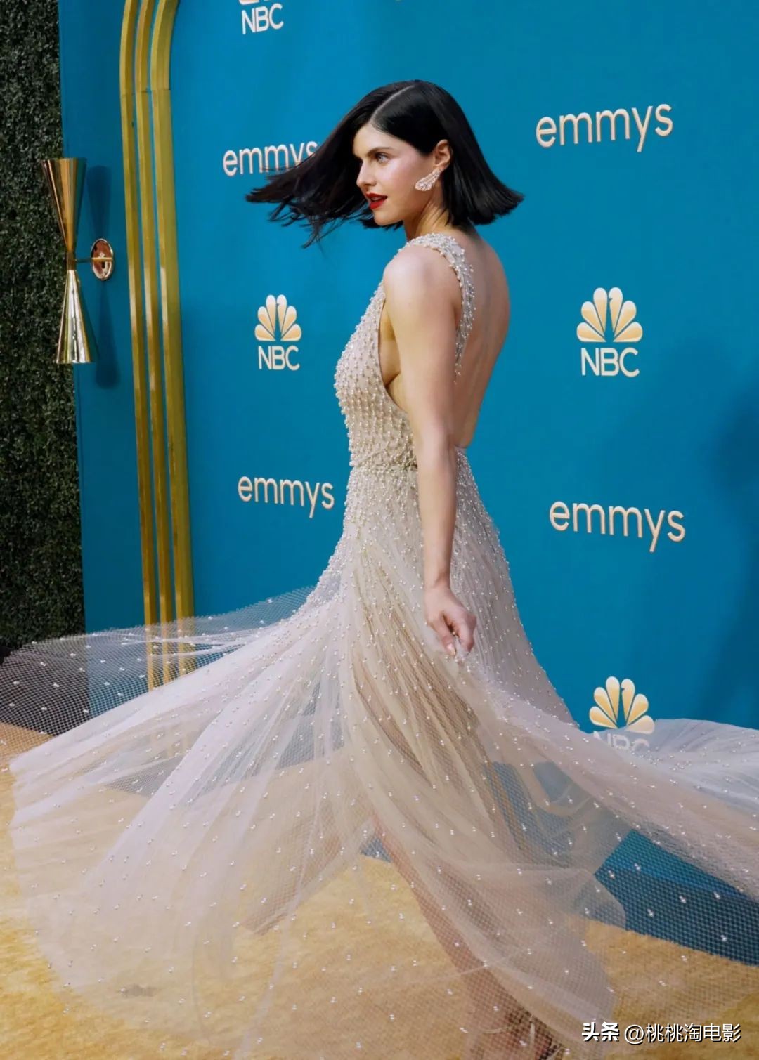 艾美奖红毯明星大比拼，赞达亚二封视后，李政宰携女友出席