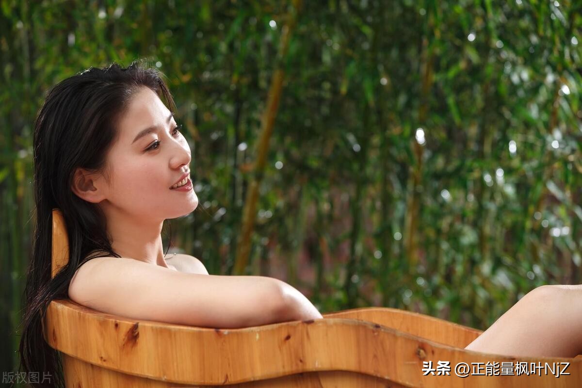 一天洗一次澡和一周洗一次区别,天天洗澡和一周洗一次澡谁更健康