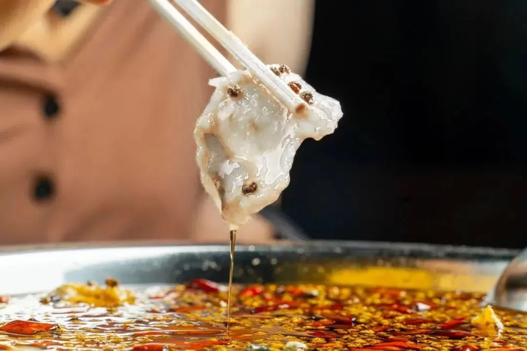 称霸江湖菜23年的“排队神话”又开新店！不讲故事只讲味道