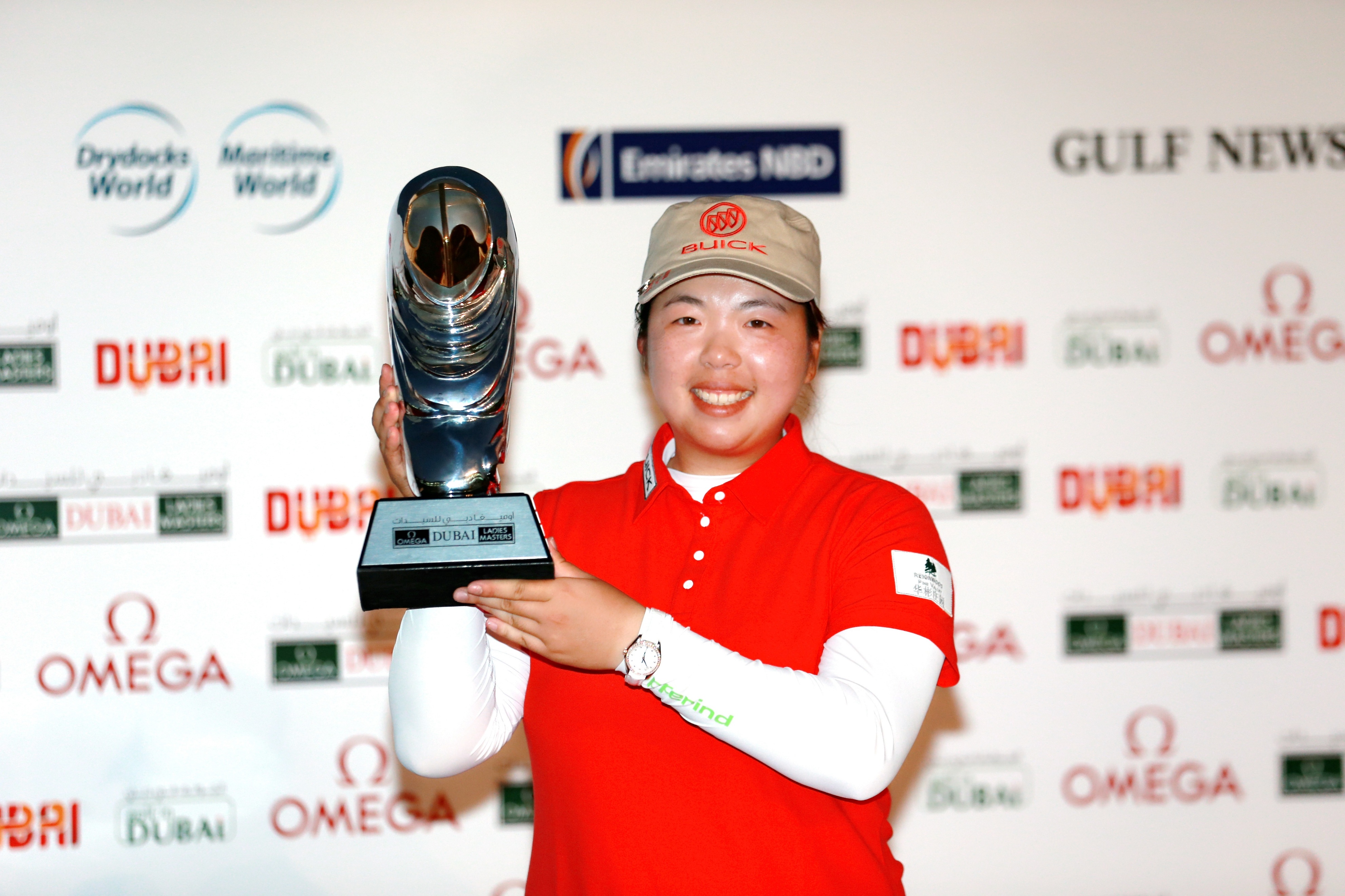 中国高尔夫球领军人物冯珊珊 (国内知名的高尔夫运动员冯珊珊)