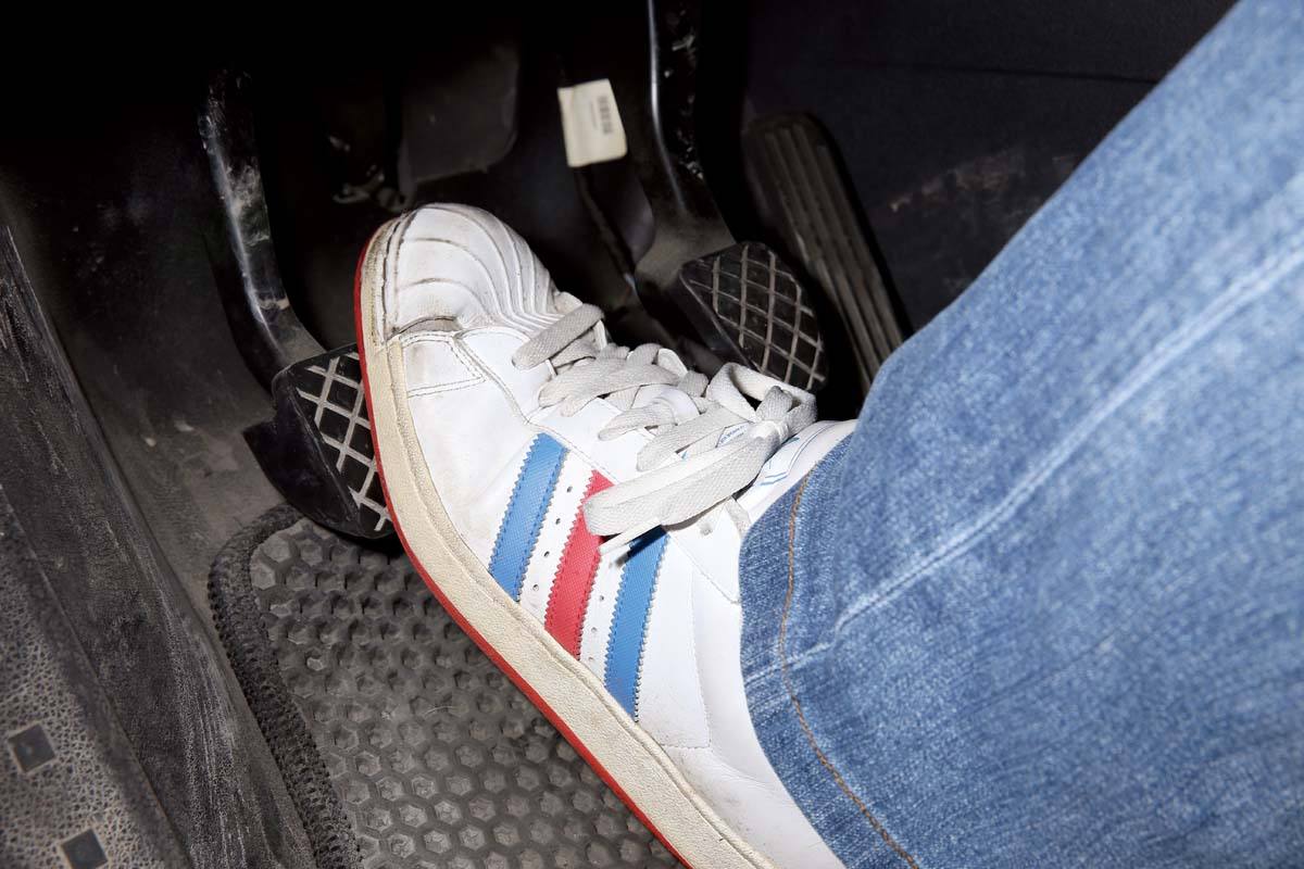 手动挡起步正确步骤油离配合技巧,老司机开手动挡技巧