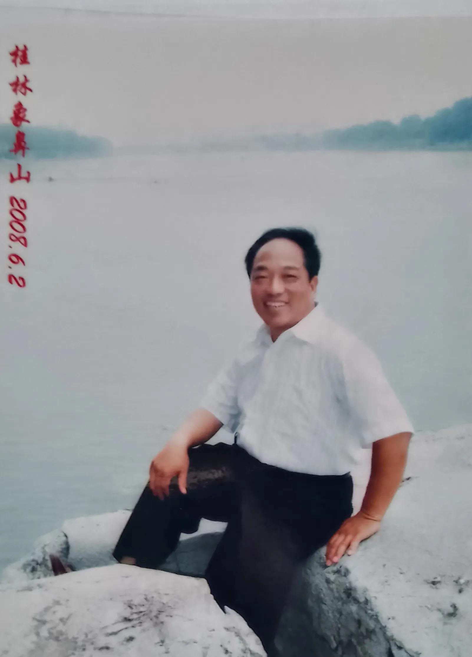 老战友丁怀华发布《丁丁历险记》，这是丁丁系列记新作