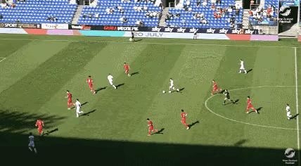 国足两平一负输谁了,国足亚运队0比2不敌韩国任意球