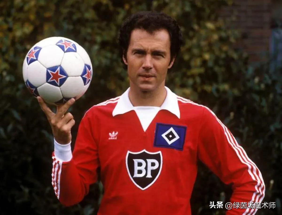 盘点足坛历史十大传奇球星,00后足坛十大新星后卫