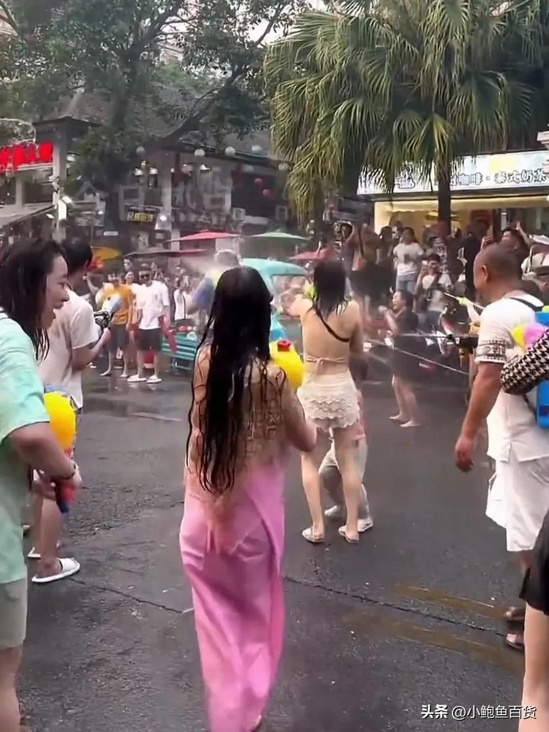 欢度傣族传统节日开门节,傣族的传统新年节日