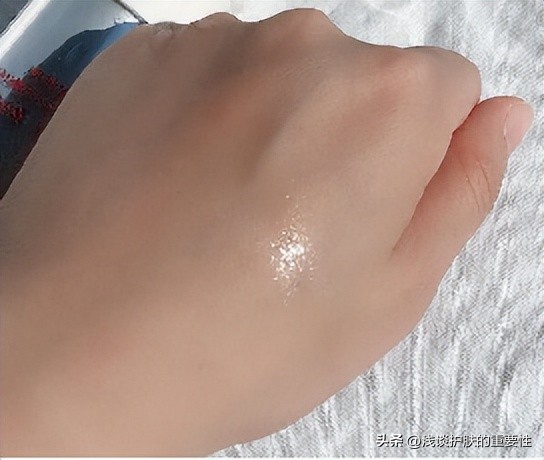 适合夏天使用的爽肤水,适合夏天用的爽肤水大牌