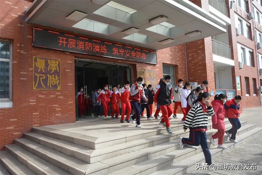 新闻周播报素材,周播报