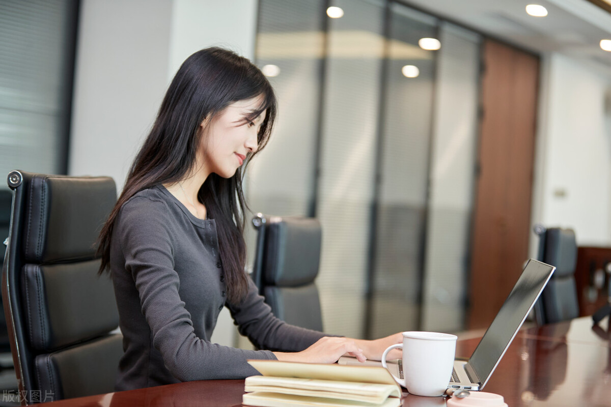 女生最吃香的十大研究生专业,女生最吃香的十大设计专业