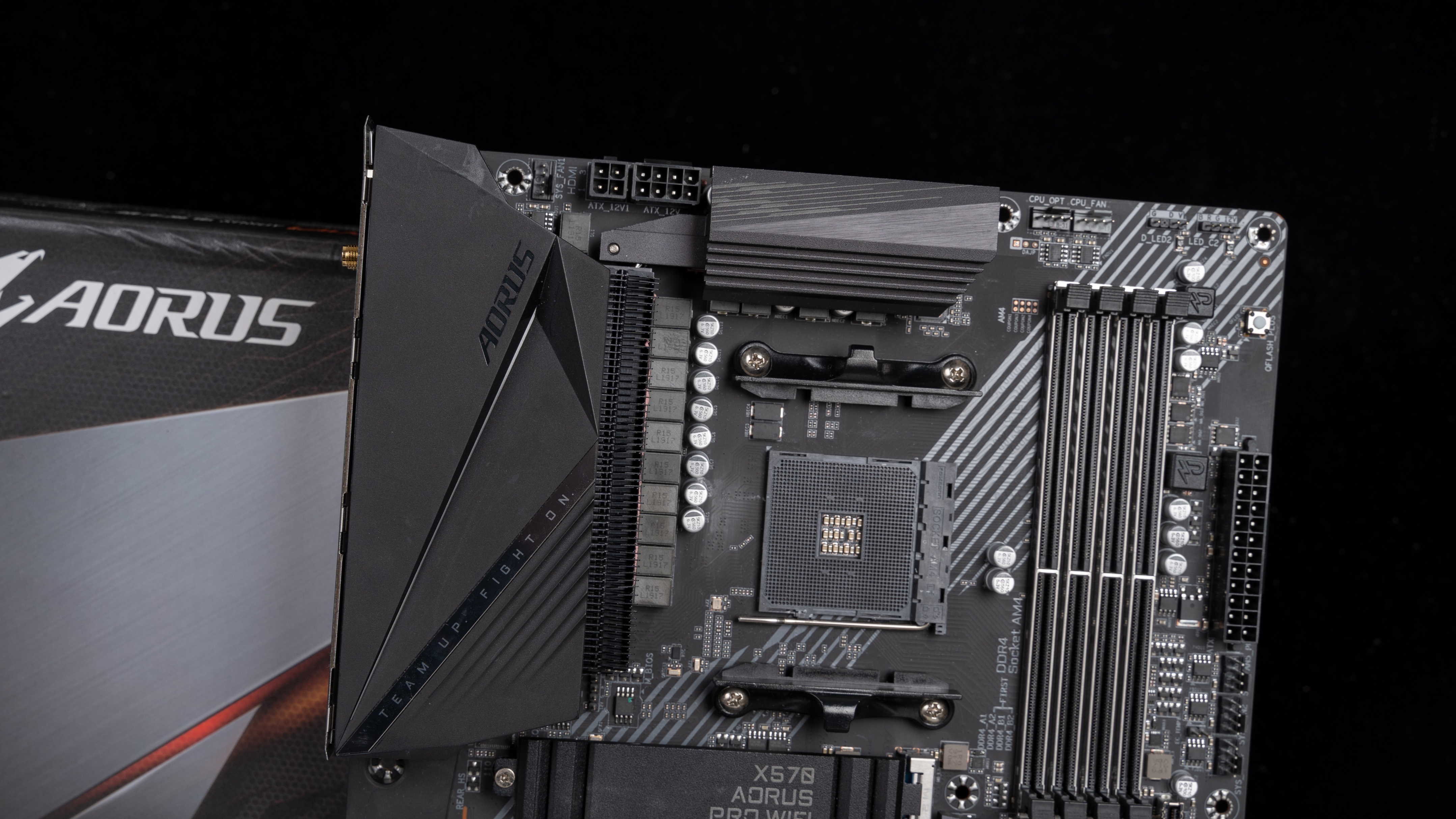 5700x与5800x哪个值得购买,5700xt和rx6600哪个更值得入手