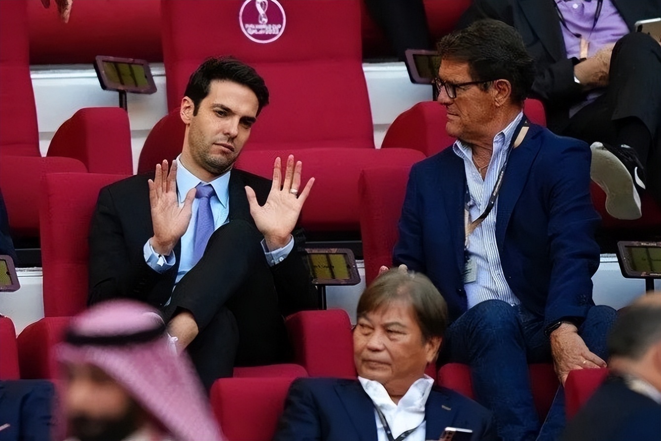 足球名将卡卡现状,巴西金童卡卡退役视频