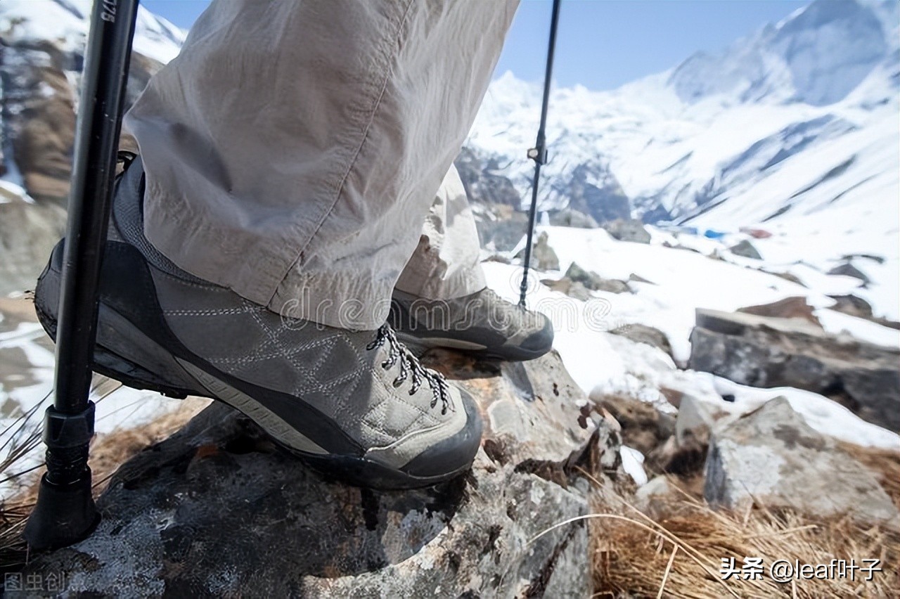 户外徒步登山鞋哪个品牌最好用,户外登山徒步鞋如何挑选