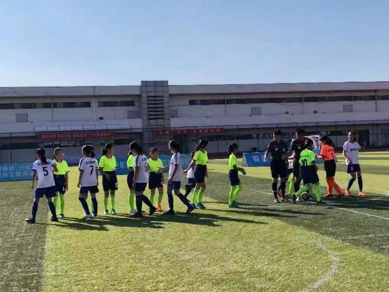 东方红小学足球比赛,青山小学校园足球联赛