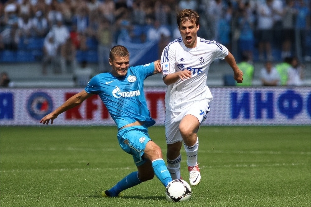 英超争四大战热刺vs西汉姆联前瞻,英超联赛分析热刺vs布伦特