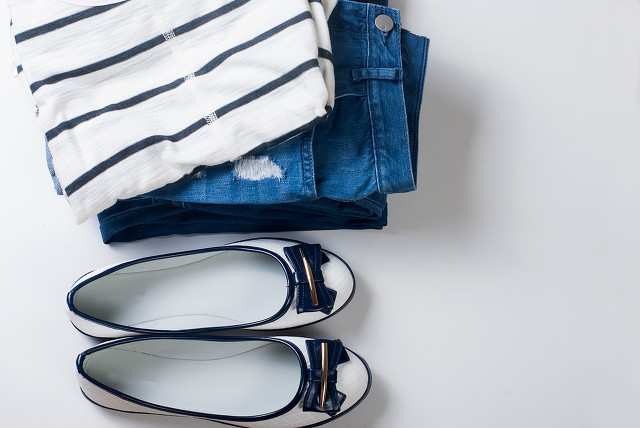 你们衣柜里衣服值多少钱,你家的衣服多少钱一件啊