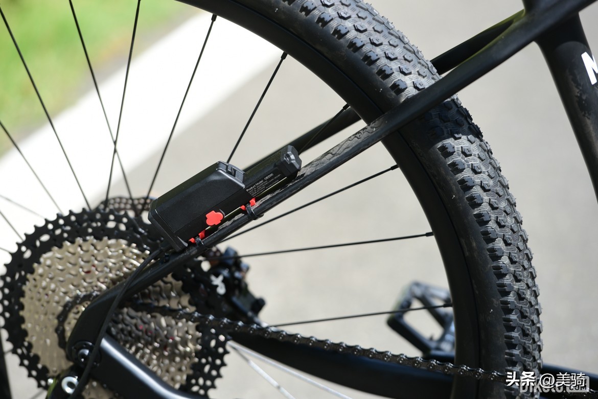 java全碳纤维油压碟刹改装,公路车碟刹电子变速套件推荐