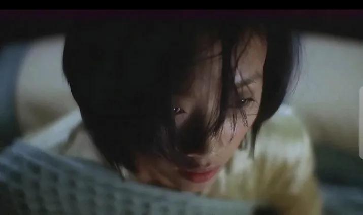 《半生缘》那个帮助丈夫*暴强**自己亲妹妹的人，为什么对妹妹那么狠