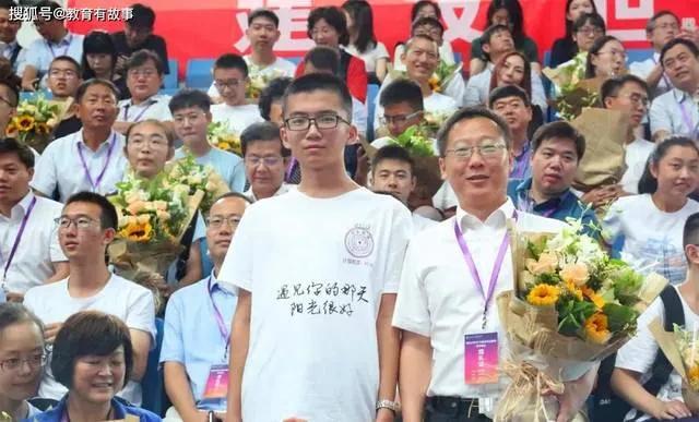 衡水中学最牛高考成绩,衡水中学的学霸们有多厉害