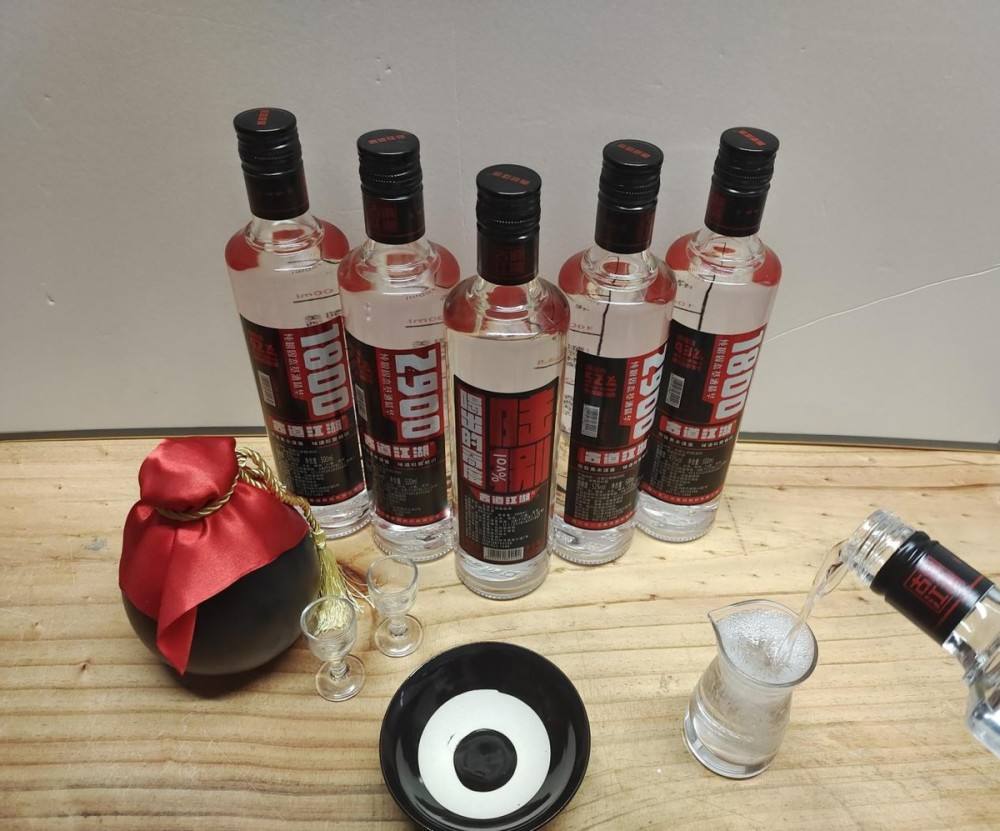 前一天喝了白酒第二天喝什么,白酒晚上喝多了第2天吃什么