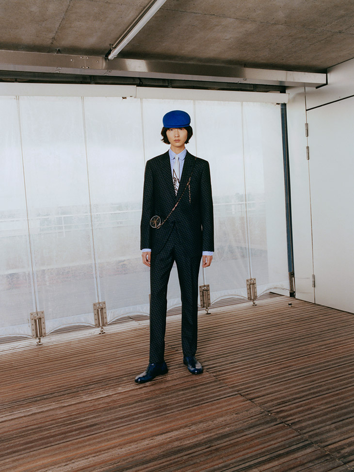 lv路易威登2024年新款男装格子,路易威登lv男士羽绒服2023ss