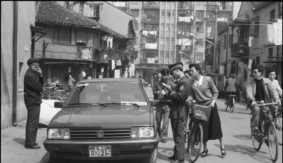 日军日记：*安妇慰**不服从管教，我很愤怒，用*刀刺**插入她的*体下**