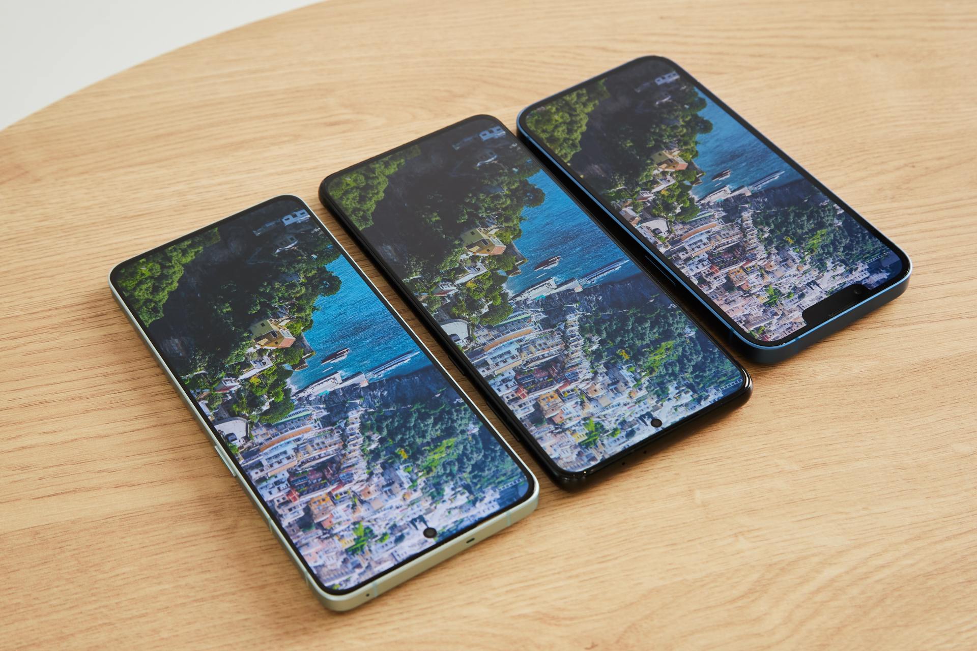 oppor11屏幕是lcd还是oled的,oppooled屏幕是三星造的吗