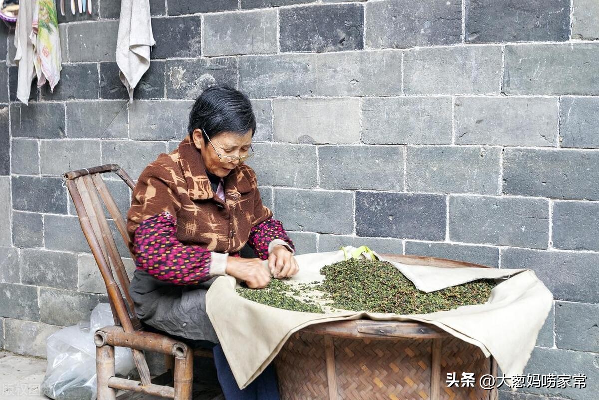 65岁河南大妈月入5万,月入10万六十多岁农村大妈