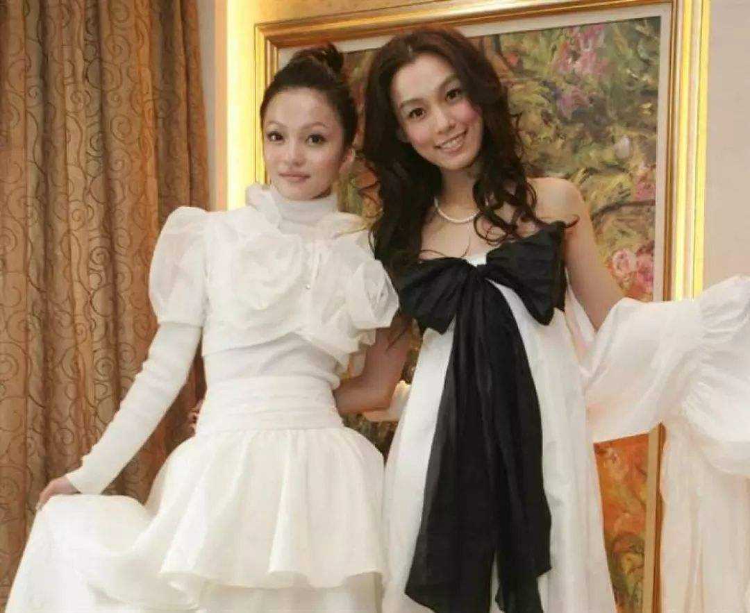 娱乐圈的真实姐妹情你get到了吗,娱乐圈最感人的姐妹情