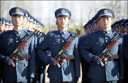 现役士兵衔级制度只针对解放军吗,现役士兵衔级制度什么意思