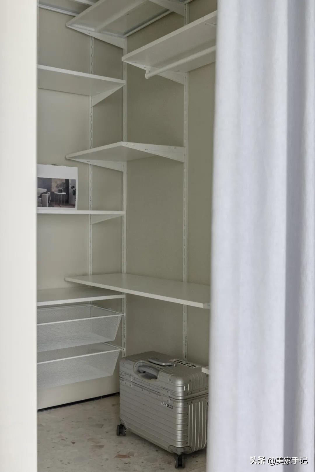 成都164㎡的小屋火了，仅凭一个玄关就圈粉无数，家居氛围太棒了