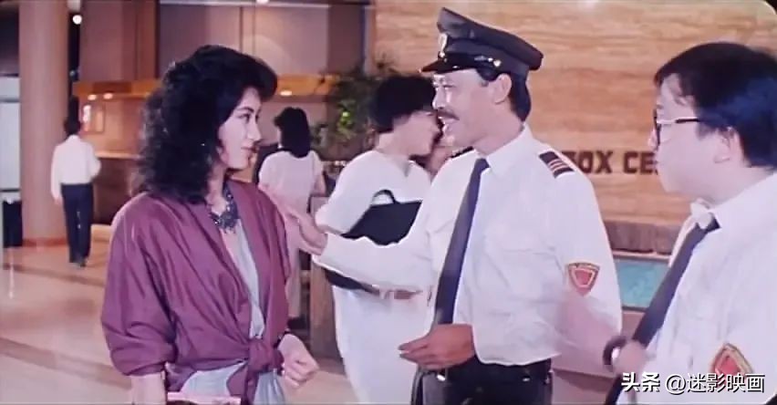 37年前的邪典片,王祖贤颠覆出演,删减才能播,录像厅时代噩梦