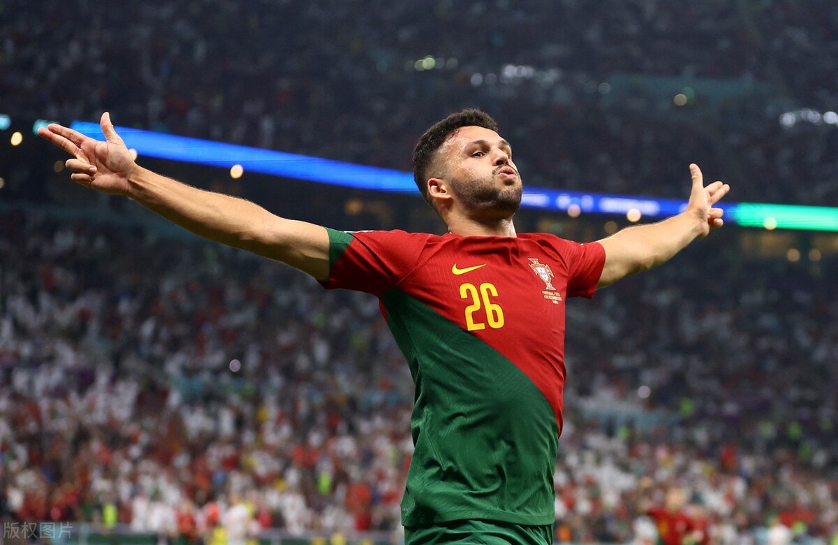 桑托斯c罗替补的原因,桑托斯c罗比赛