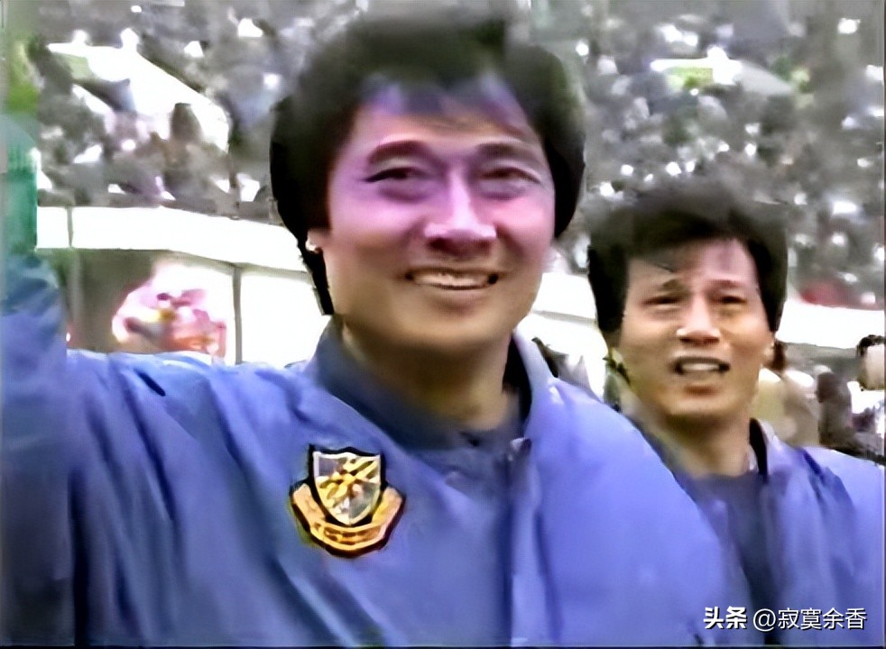 上个世纪80年代的香港明星足球队,八十年代中国足球队对香港队战绩