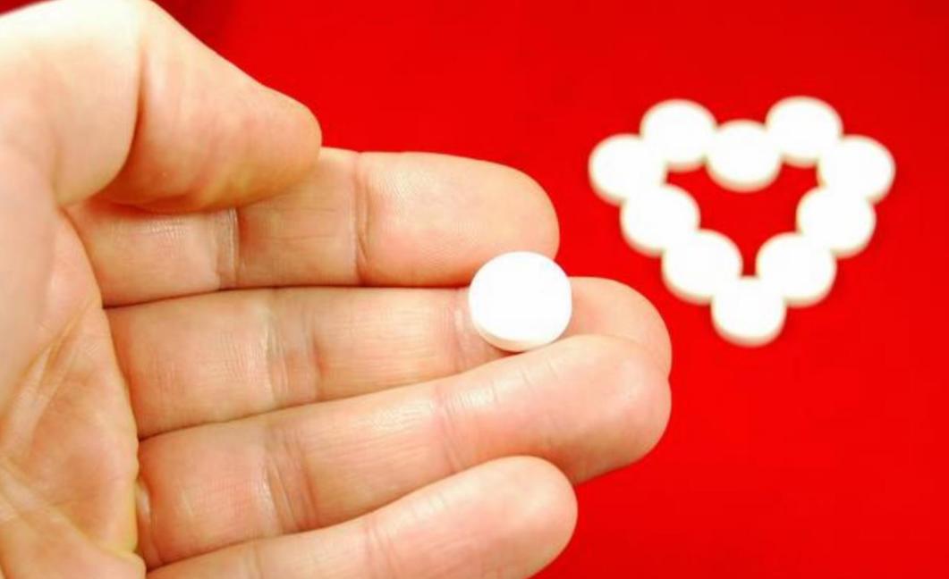 为什么吸烟能引起心梗呢,吸烟为什么会导致心梗