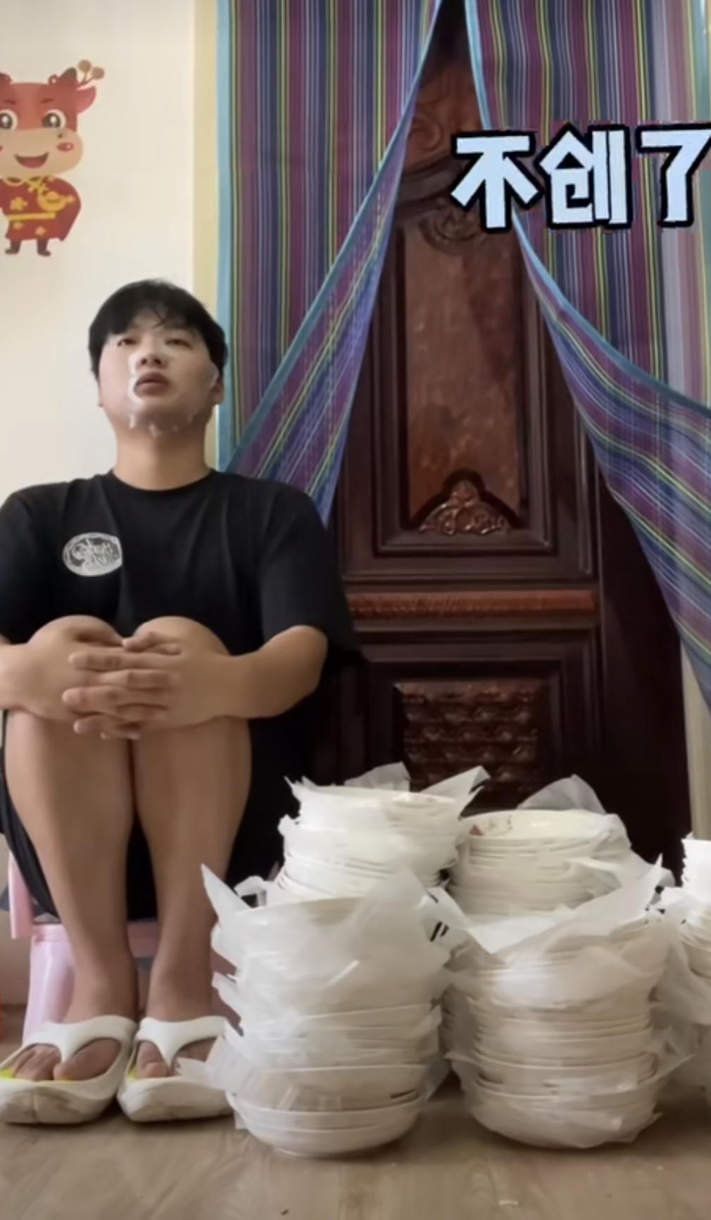 农村小伙打耳光视频,农村小伙被妈妈打