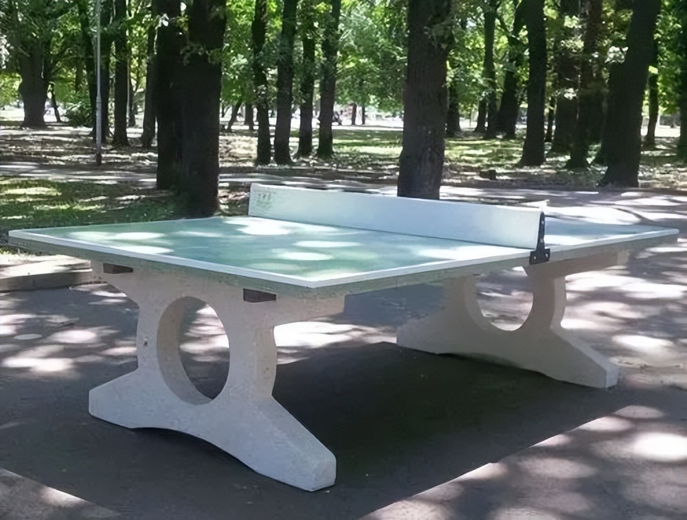 乒乓球的起源史完整版,乒乓球的起源与发展历史1000字