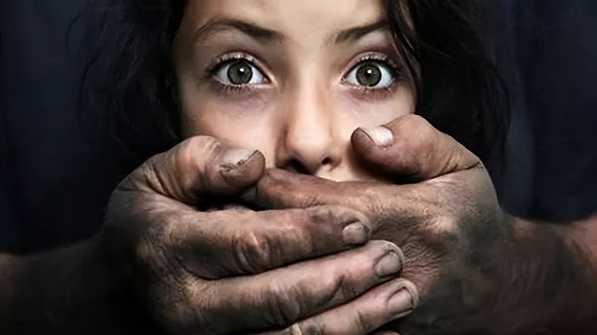 荷兰2000年宣布“性”交易合法，德国紧随其后，造成了哪些后果