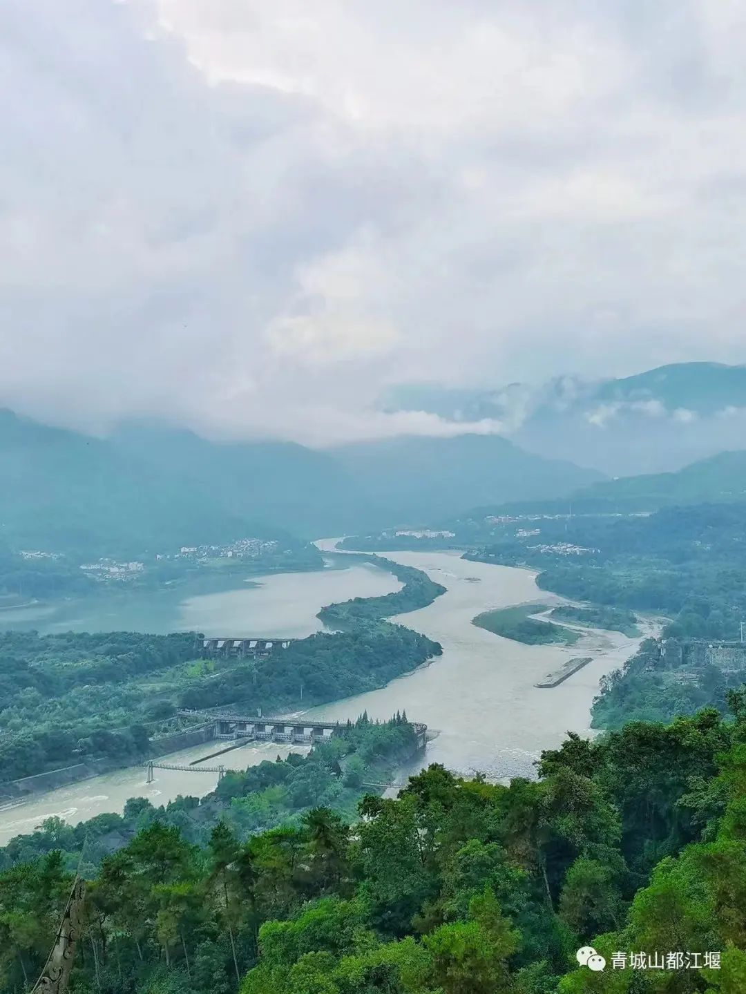 他们来了！6月9日东方甄选走进都江堰！