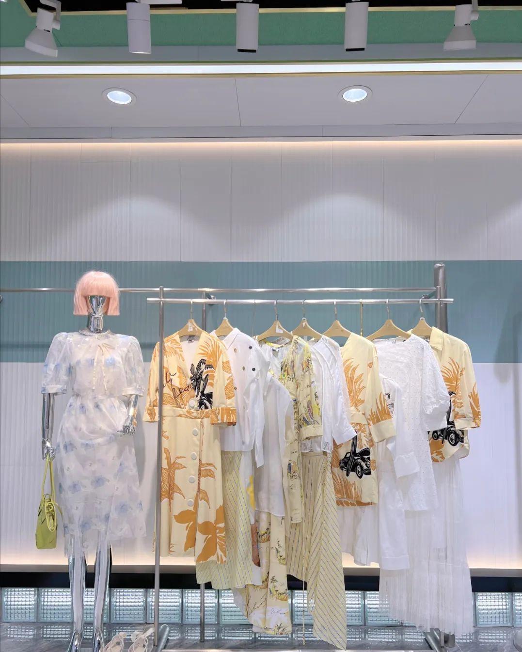 lily女装夏季连衣裙,lily女装针织衫连衣裙