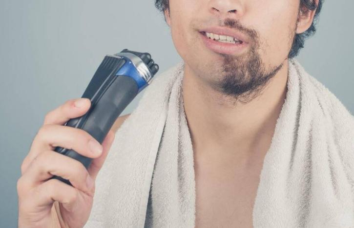 男人胡子长意味的什么,男人胡子长得快是什么病