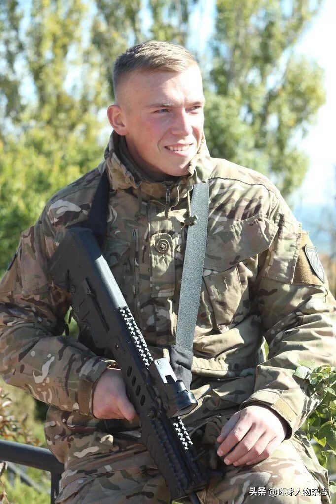 “亚速营”老大:我撑不住了,老婆快喊人救我