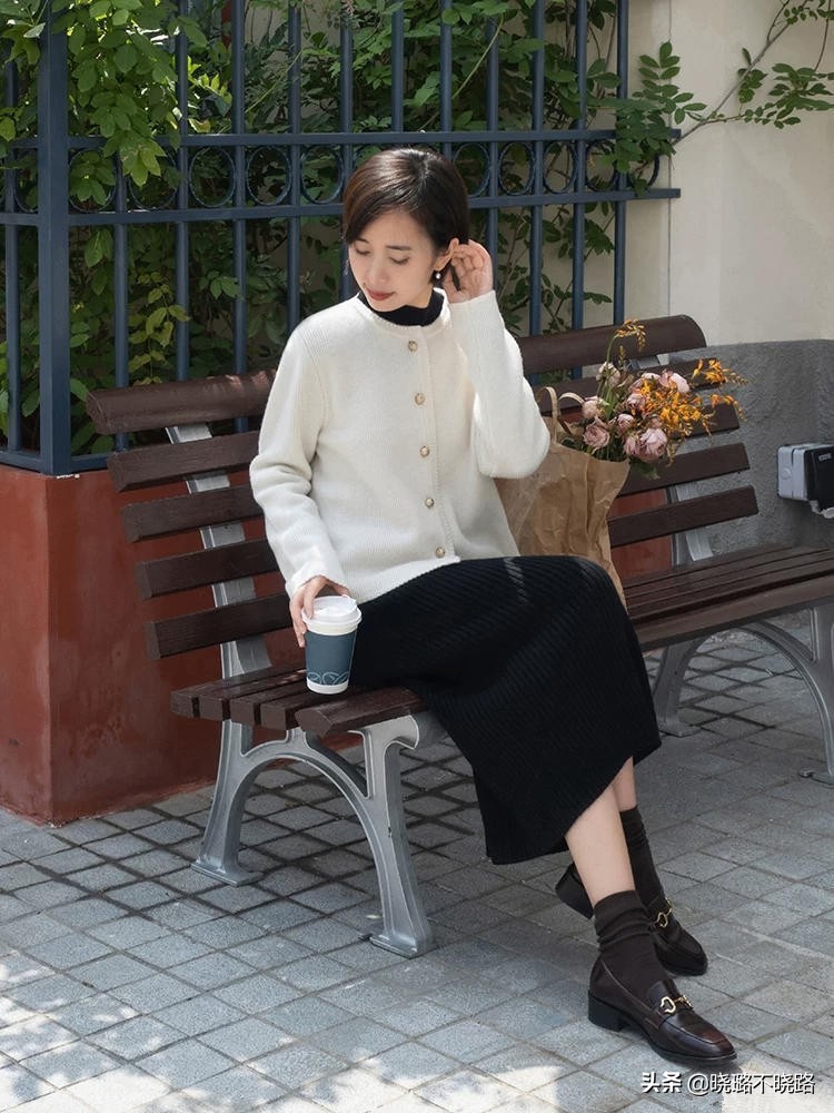 针织衫高腰显瘦开叉半身裙套装女,针织衫女裙微胖