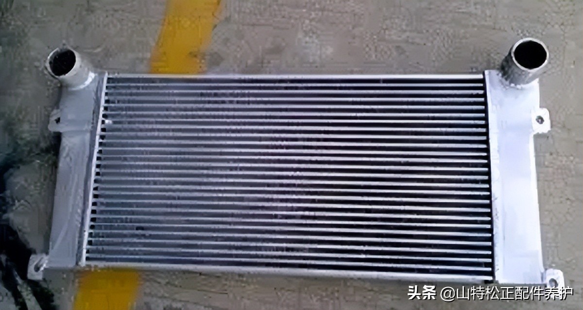 小松4d95发动机拆装视频,小松挖掘机发动机参数表图