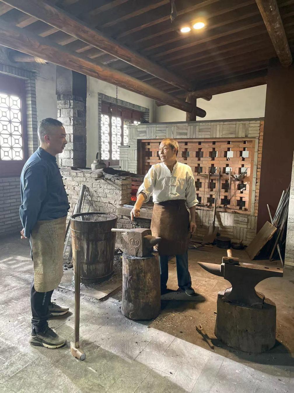 现代工艺铸剑能砍断古代的剑吗,铸剑师重现十大名剑