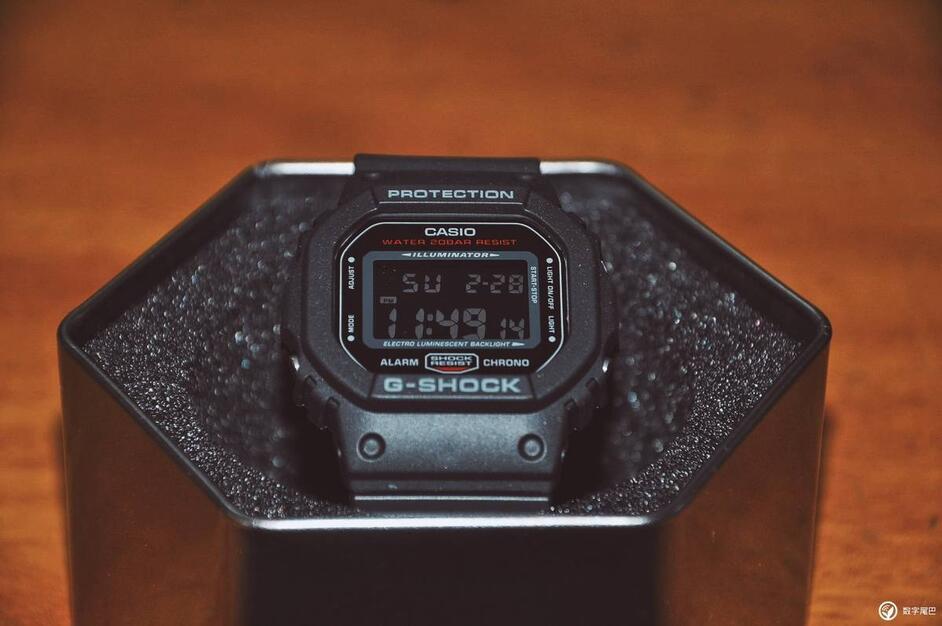 卡西欧g-shockgm-2100怎么调表,入门级卡西欧g-shock腕表