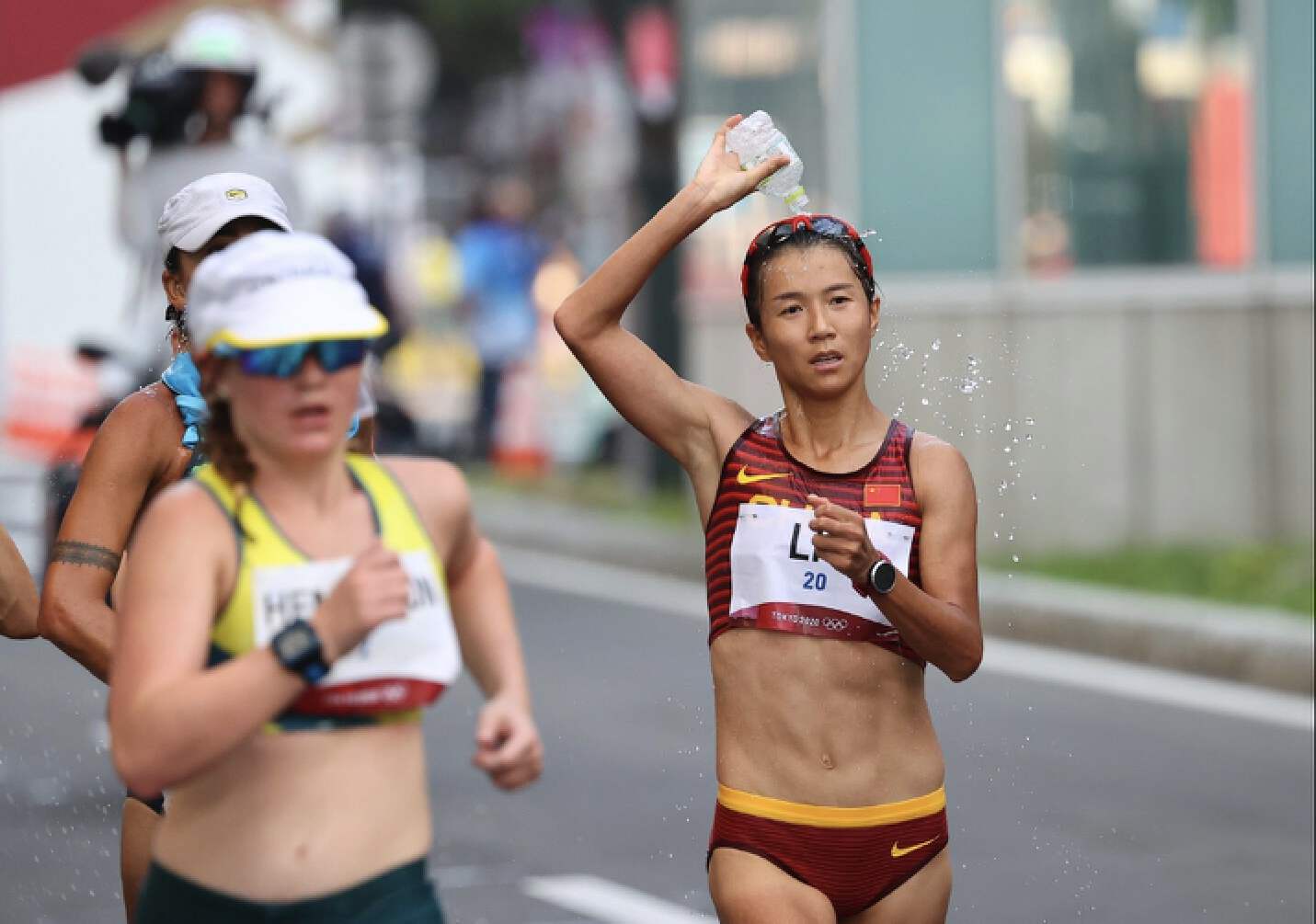 中国队1小时夺5金,刘虹世锦赛4冠历史第一人