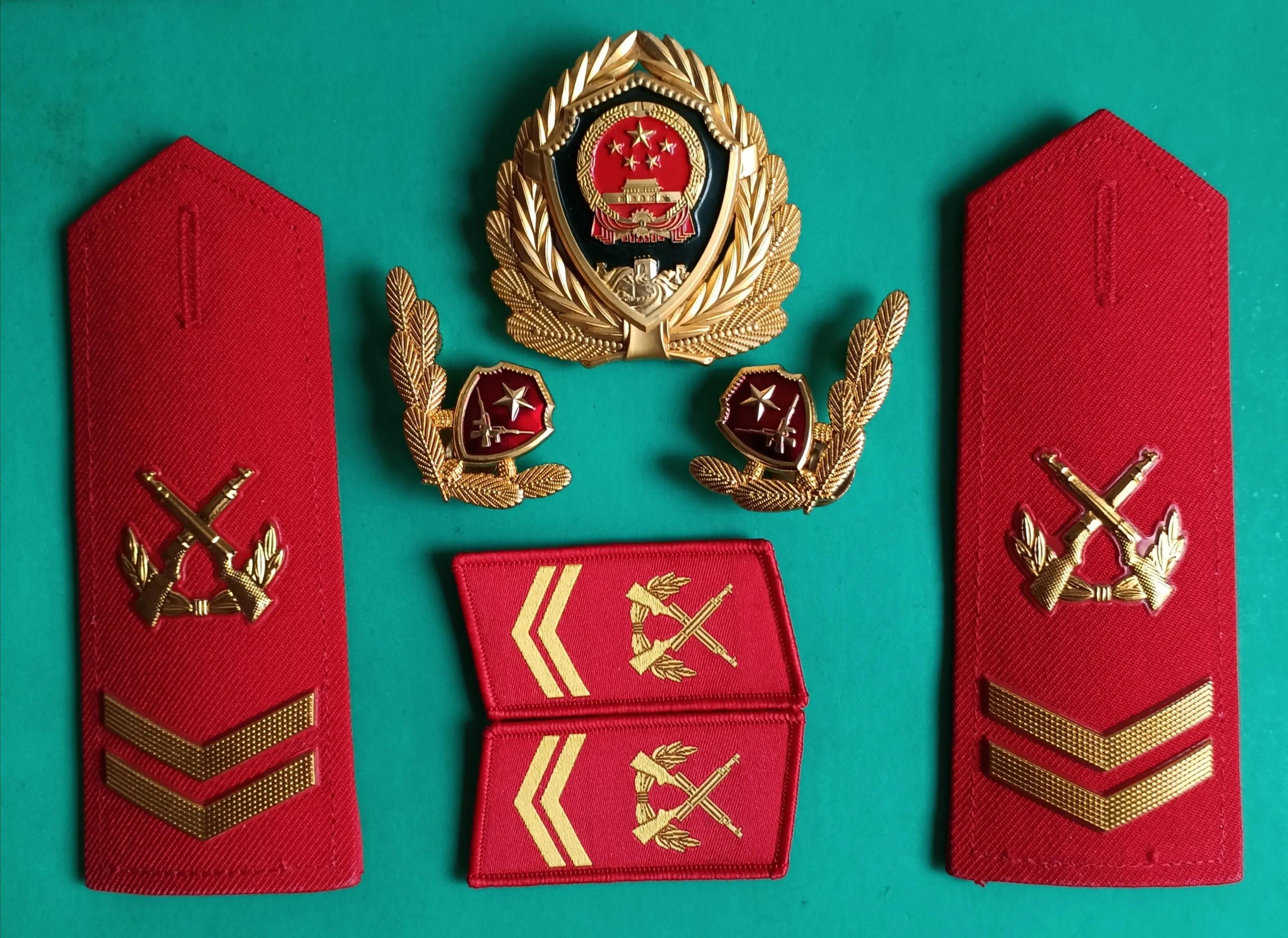 毛启国：*警武**07式警衔肩章图鉴