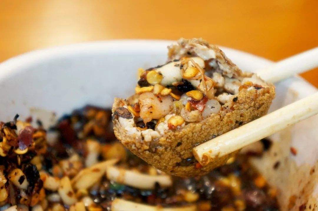 中国舌尖上的贵州美食地方特色菜,来贵州不得不品尝的两道贵州菜